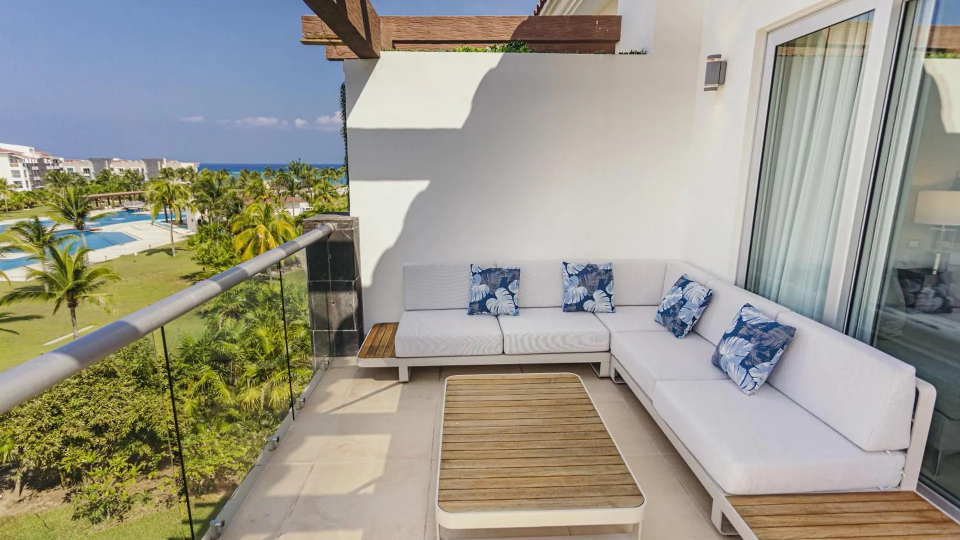Casa El Encanto Penthouse 532 Sur Condo Playa del Carmen